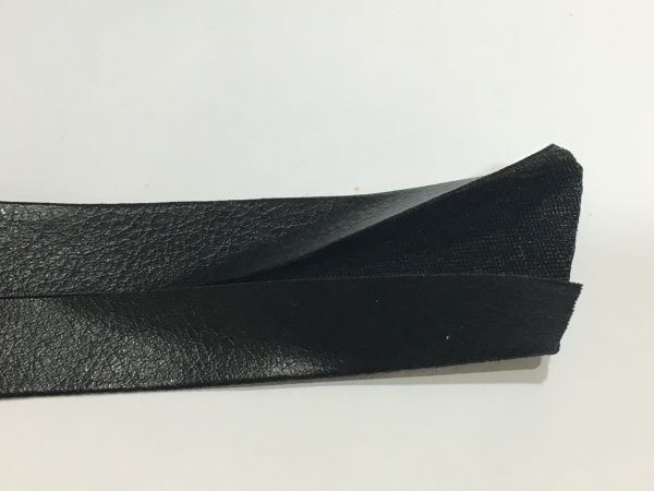 Коса бейка шкірзам 1,5 см. № 39
